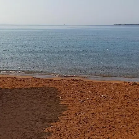 Beautiful Beachfront Apartment In Lixouri Greece *